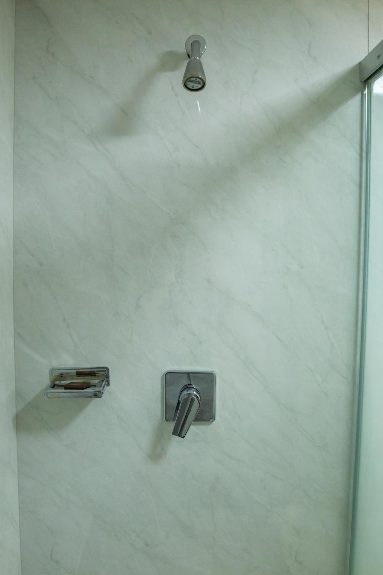 Ouro Minas Hotel Belo Horizonte, Dolce By Wyndham Dış mekan fotoğraf Shower door